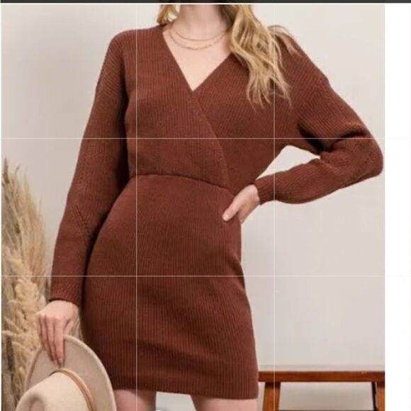 Blu Pepper Knit Eyelet Sweater Dress Light Tan SZ S NWT ( COLOR NOT SHOWN TAN ) - Picture 1 of 7